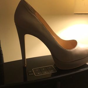 Jessica Simpson heels size 10